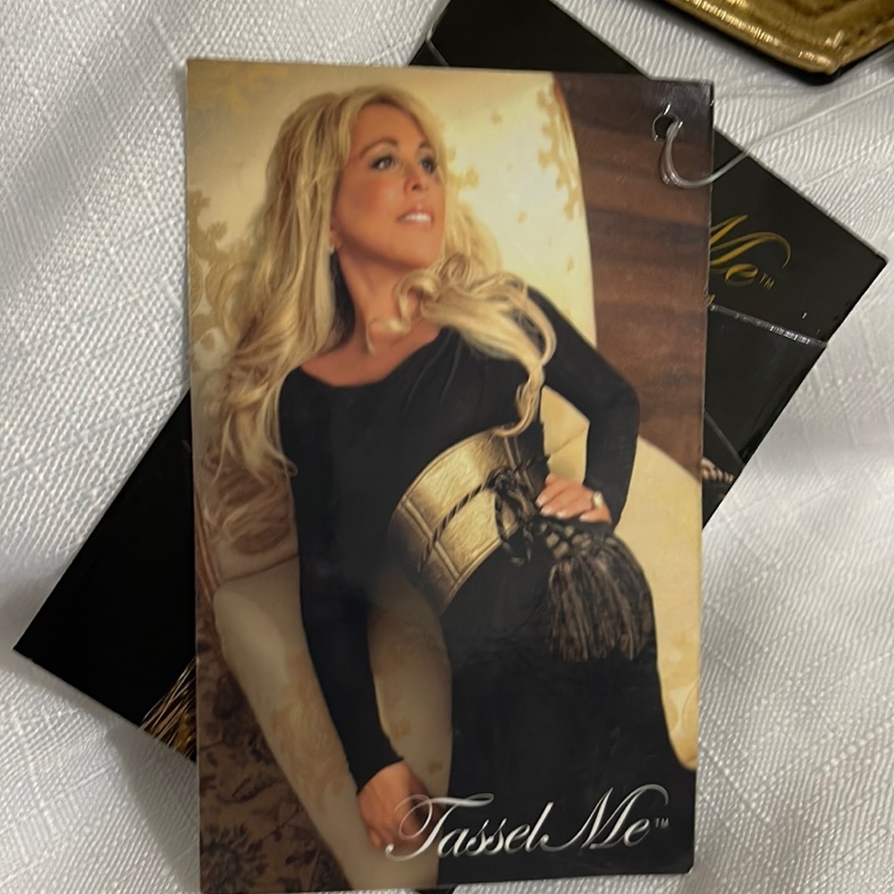 Nwt Tassel Me Belt Gold - image 1